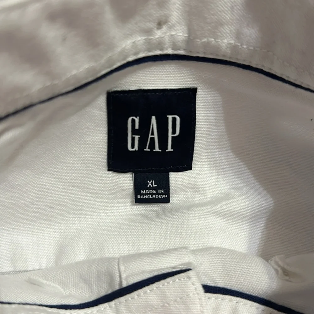 Mens GAP white long sleeve button up shirt XL NWT! - Picture 6 of 13